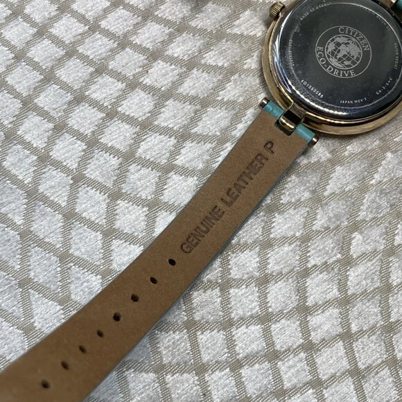 Citizen Eco-Drive Gold Tone Watch Near NOS Original Strap Japan - Picture 8 of 15